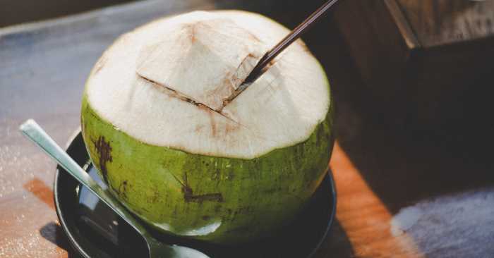 benefits of coconut water in hindi